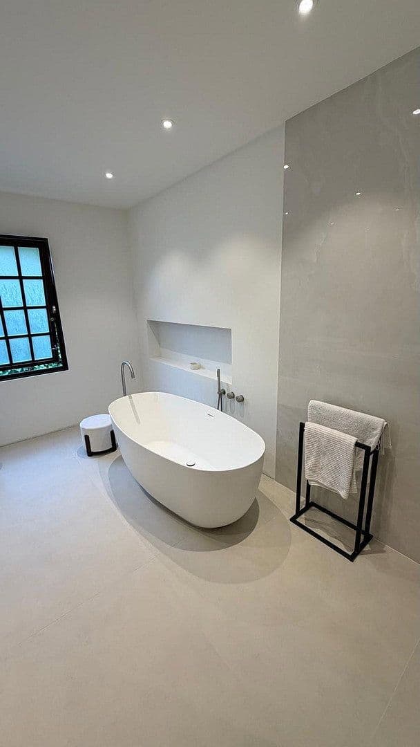 Prodej domu 346 m², pozemek 680 m², Pulheim, Severní Porýní-Vestfálsko Prodej domu 346 m², pozemek 680 m², Pulheim, Severní Porýní-Vestfálsko