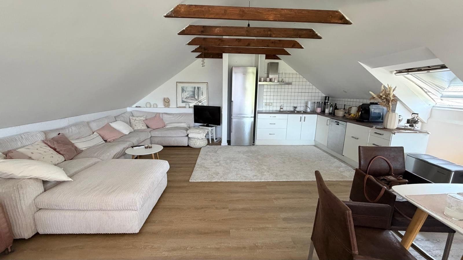 Prodej domu 346 m², pozemek 680 m², Pulheim, Severní Porýní-Vestfálsko Prodej domu 346 m², pozemek 680 m², Pulheim, Severní Porýní-Vestfálsko