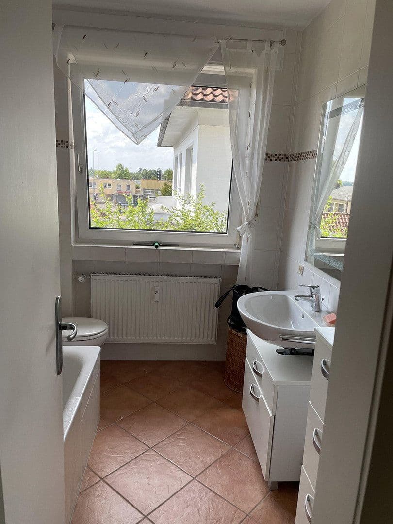 Pronájem bytu 2+1 52 m², Bad Salzuflen, Severní Porýní-Vestfálsko Pronájem bytu 2+1 52 m², Bad Salzuflen, Severní Porýní-Vestfálsko