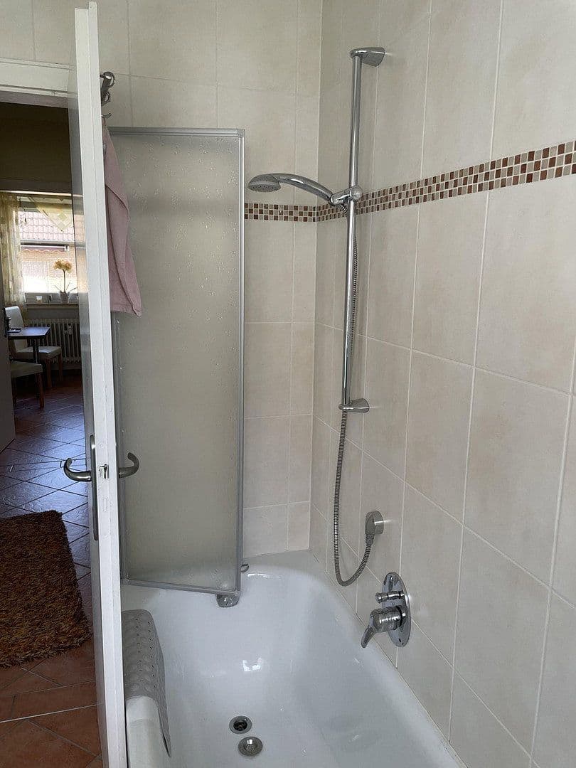 Pronájem bytu 2+1 52 m², Bad Salzuflen, Severní Porýní-Vestfálsko Pronájem bytu 2+1 52 m², Bad Salzuflen, Severní Porýní-Vestfálsko