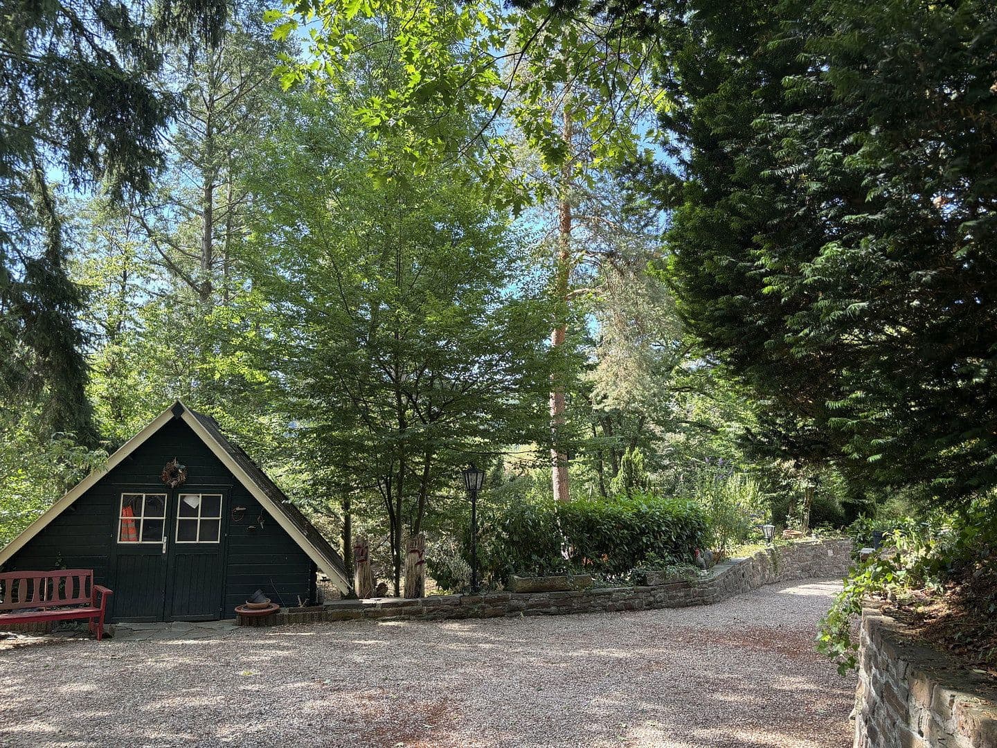 Prodej domu 110 m², pozemek 14.000 m², Schuld, Porýní-Falc Prodej domu 110 m², pozemek 14.000 m², Schuld, Porýní-Falc