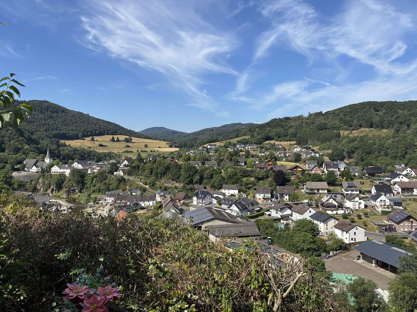 Prodej domu 110 m², pozemek 14.000 m², Schuld, Porýní-Falc Prodej domu 110 m², pozemek 14.000 m², Schuld, Porýní-Falc