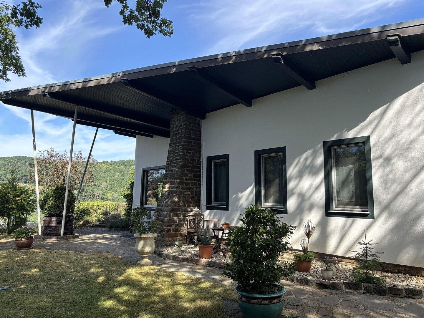 Prodej domu 110 m², pozemek 14.000 m², Schuld, Porýní-Falc Prodej domu 110 m², pozemek 14.000 m², Schuld, Porýní-Falc