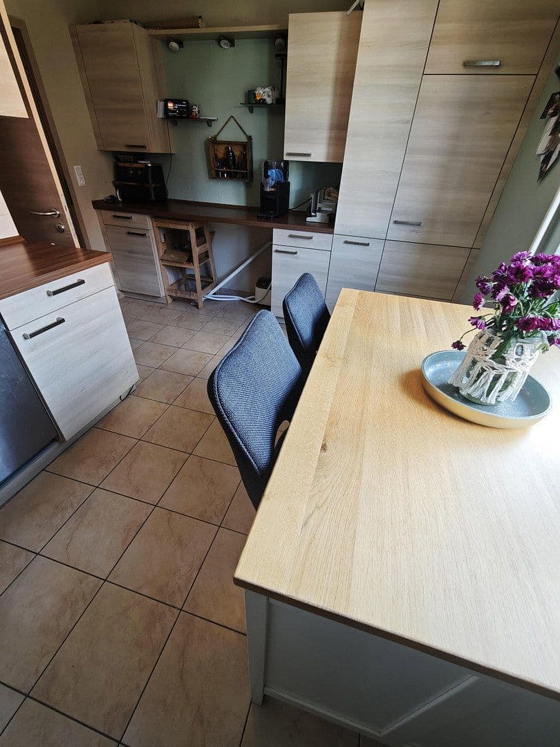 Prodej domu 130 m², pozemek 255 m², Rinteln, Dolní Sasko Prodej domu 130 m², pozemek 255 m², Rinteln, Dolní Sasko