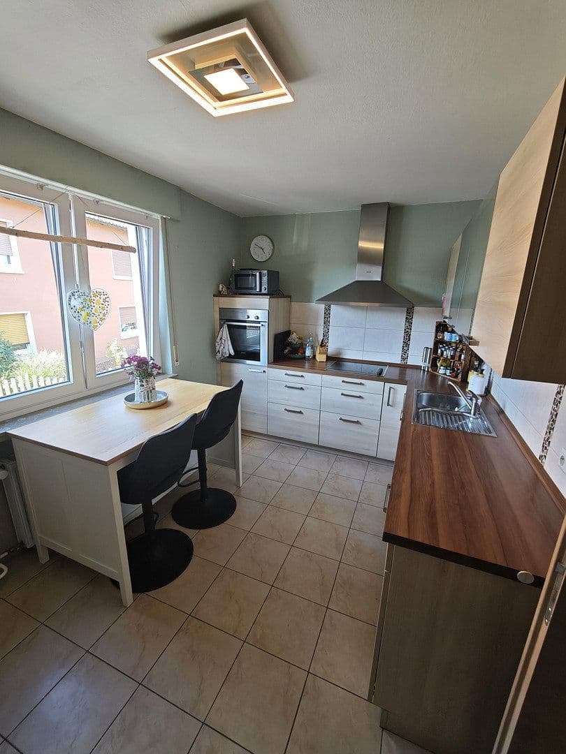 Prodej domu 130 m², pozemek 255 m², Rinteln, Dolní Sasko Prodej domu 130 m², pozemek 255 m², Rinteln, Dolní Sasko