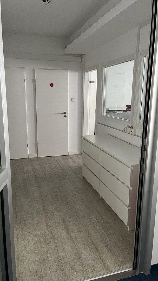 Pronájem kanceláře 52 m², Rosenstraße 10, Düsseldorf, Severní Porýní-Vestfálsko Pronájem kanceláře 52 m², Rosenstraße 10, Düsseldorf, Severní Porýní-Vestfálsko
