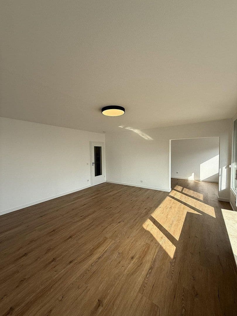Prodej bytu 2+kk 72 m², Friedrich-Erbert Straße 28, Siegen, Severní Porýní-Vestfálsko Prodej bytu 2+kk 72 m², Friedrich-Erbert Straße 28, Siegen, Severní Porýní-Vestfálsko