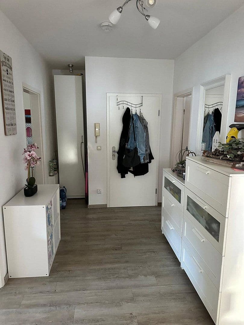 Pronájem bytu 3+1 70 m², Neuburg, Mecklenburg-Vorpommern Pronájem bytu 3+1 70 m², Neuburg, Mecklenburg-Vorpommern