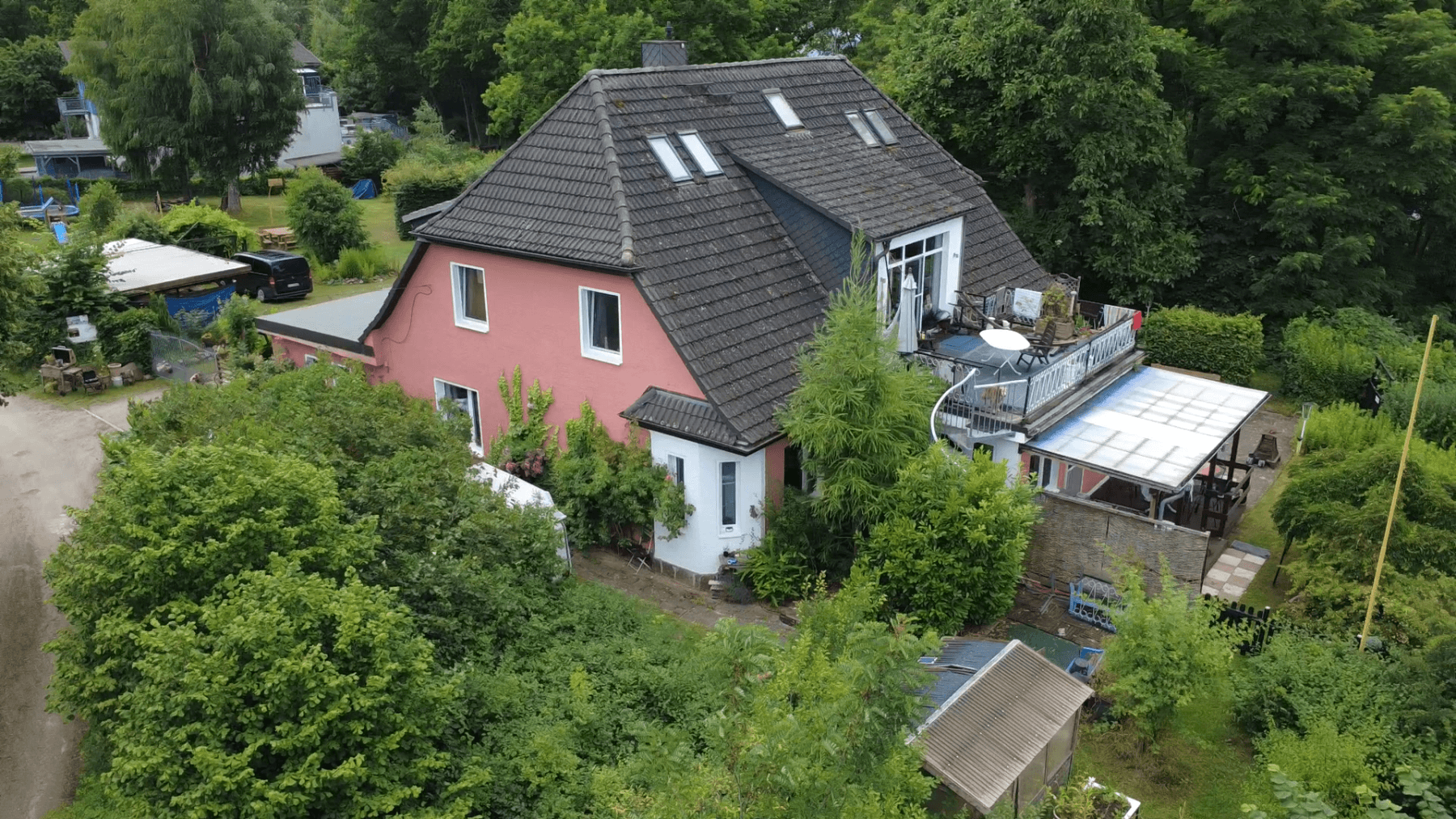 Prodej domu 280 m², pozemek 1.413 m², Zylinderberg 8, Zislow, Mecklenburg-Vorpommern Prodej domu 280 m², pozemek 1.413 m², Zylinderberg 8, Zislow, Mecklenburg-Vorpommern