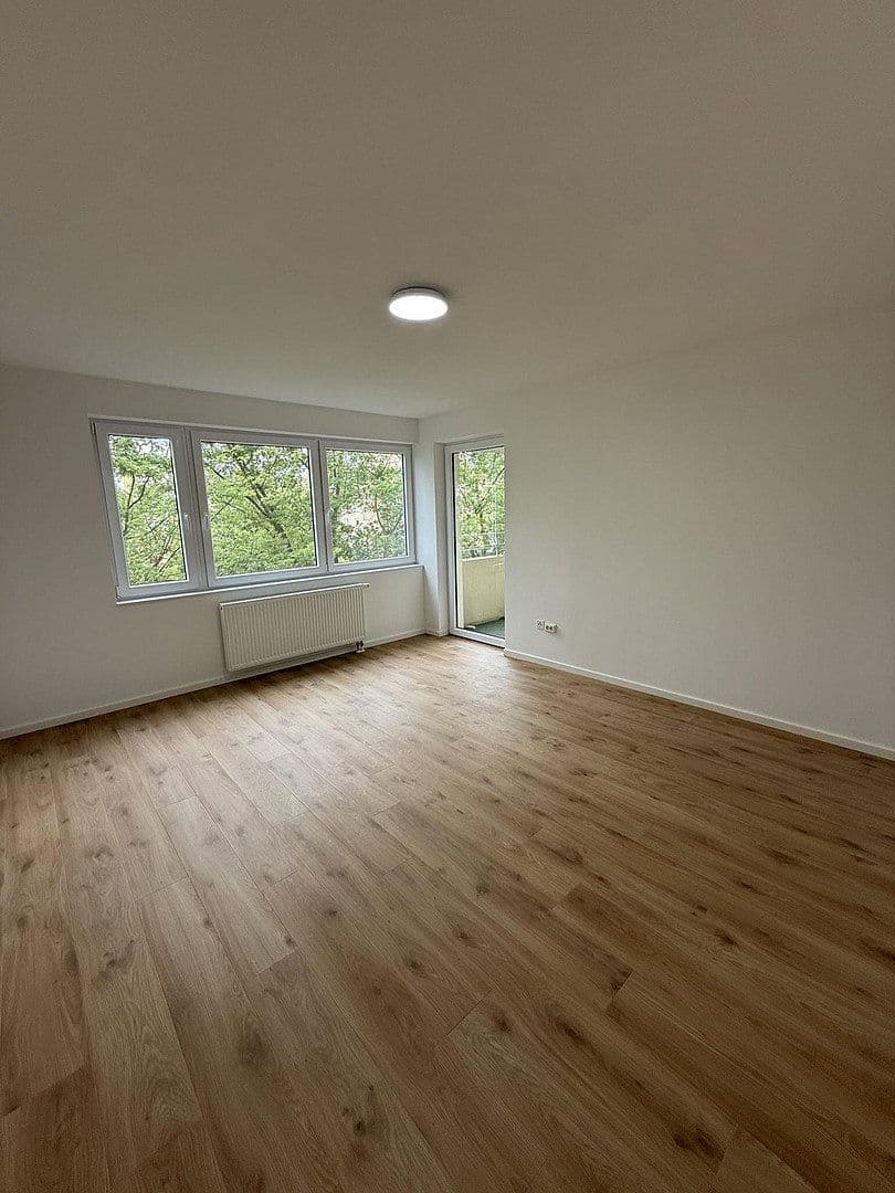 Pronájem bytu 2+1 58 m², Wettersteinstraße 53, Nürnberg, Bavorsko Pronájem bytu 2+1 58 m², Wettersteinstraße 53, Nürnberg, Bavorsko