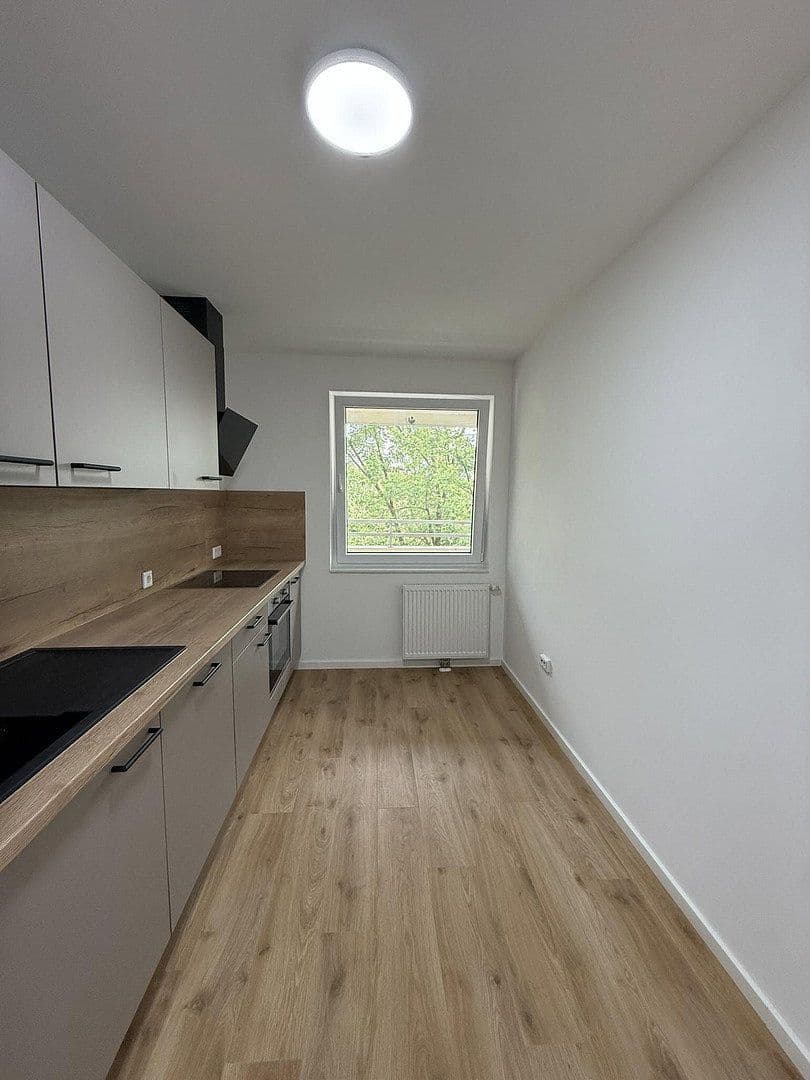 Pronájem bytu 2+1 58 m², Wettersteinstraße 53, Nürnberg, Bavorsko Pronájem bytu 2+1 58 m², Wettersteinstraße 53, Nürnberg, Bavorsko