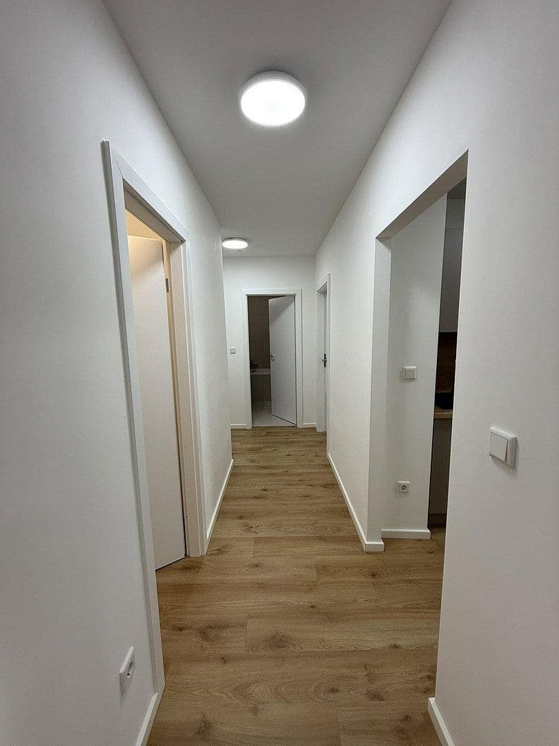 Pronájem bytu 2+1 58 m², Wettersteinstraße 53, Nürnberg, Bavorsko Pronájem bytu 2+1 58 m², Wettersteinstraße 53, Nürnberg, Bavorsko