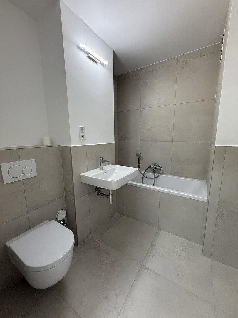 Pronájem bytu 2+1 58 m², Wettersteinstraße 53, Nürnberg, Bavorsko Pronájem bytu 2+1 58 m², Wettersteinstraße 53, Nürnberg, Bavorsko