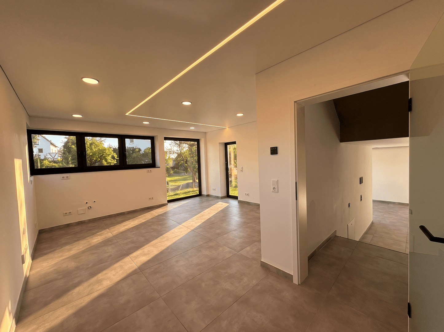 Prodej domu 167 m², pozemek 1.448 m², Steinbreite 1, Fuldabrück, Hessen Prodej domu 167 m², pozemek 1.448 m², Steinbreite 1, Fuldabrück, Hessen