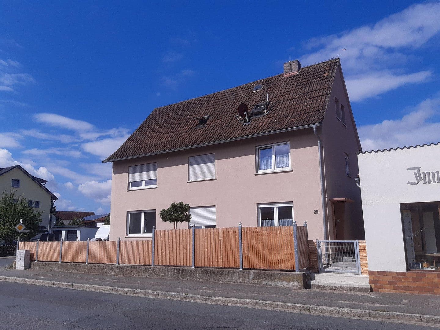 Pronájem bytu 3+1 40 m², Hemhofen, Bavorsko Pronájem bytu 3+1 40 m², Hemhofen, Bavorsko