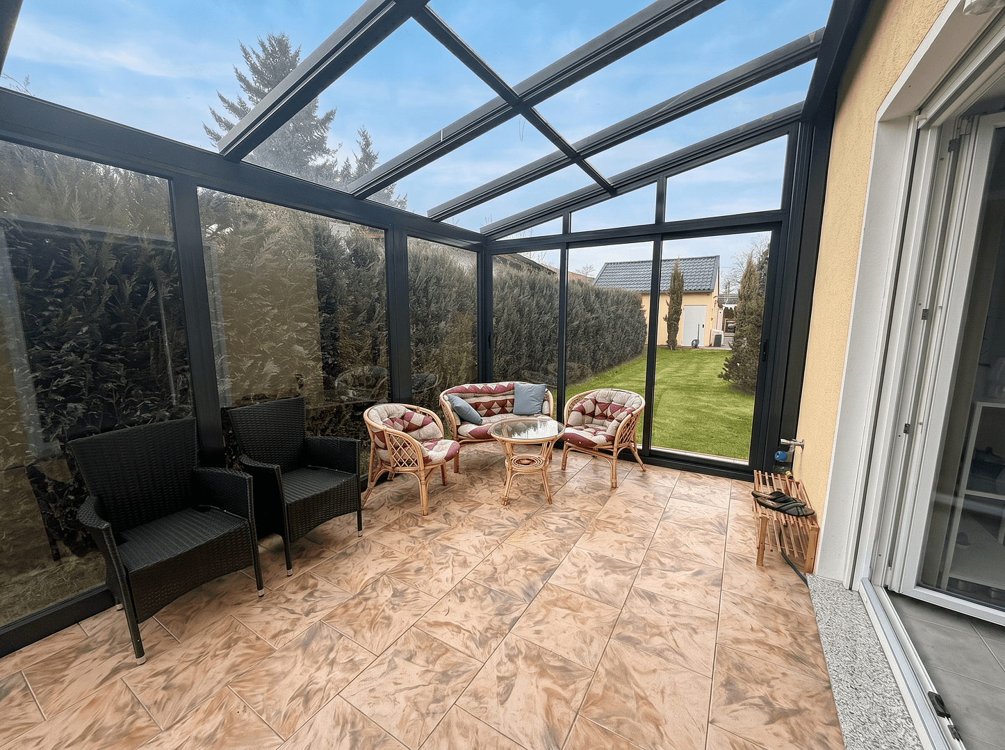 Prodej domu 146 m², pozemek 3.283 m², Zwenkau, Sasko Prodej domu 146 m², pozemek 3.283 m², Zwenkau, Sasko