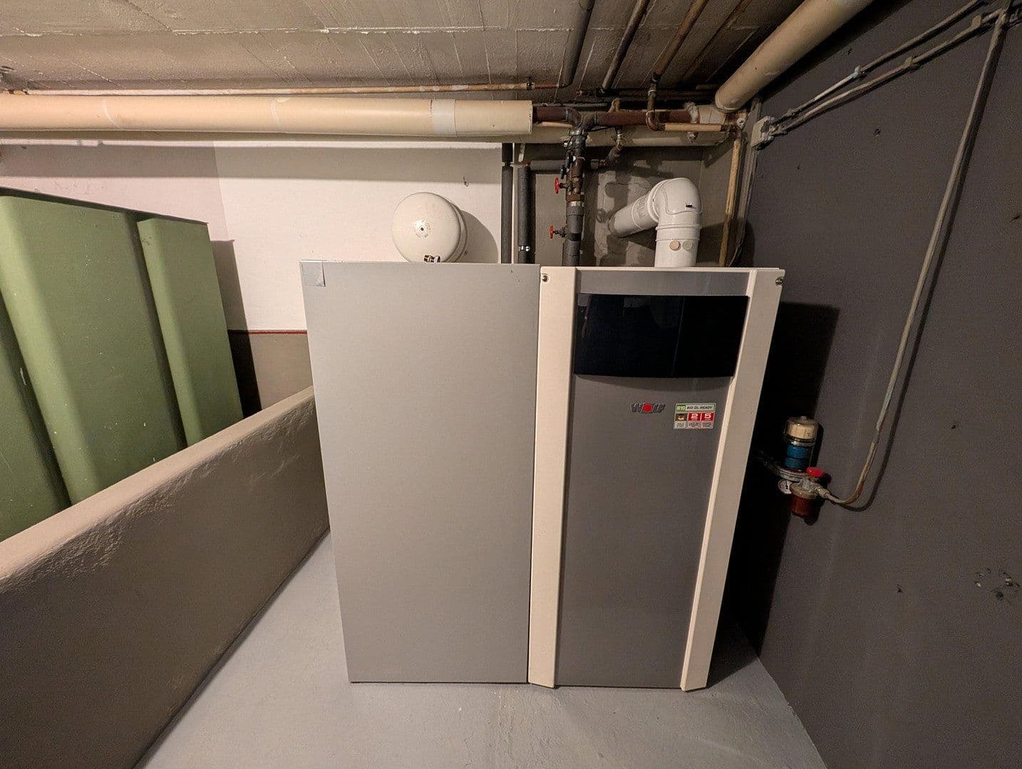 Prodej domu 200 m², pozemek 752 m², Jesberg, Hessen Prodej domu 200 m², pozemek 752 m², Jesberg, Hessen