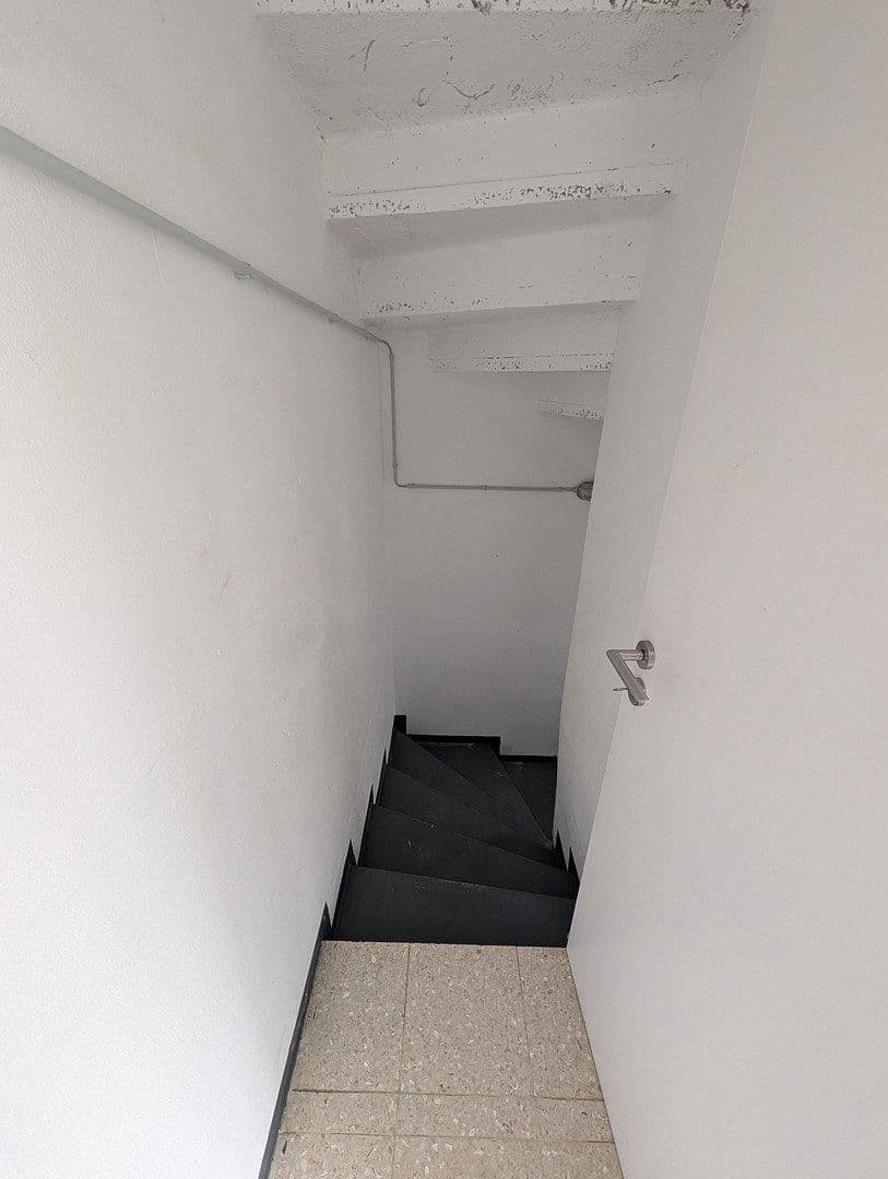 Prodej domu 200 m², pozemek 752 m², Jesberg, Hessen Prodej domu 200 m², pozemek 752 m², Jesberg, Hessen