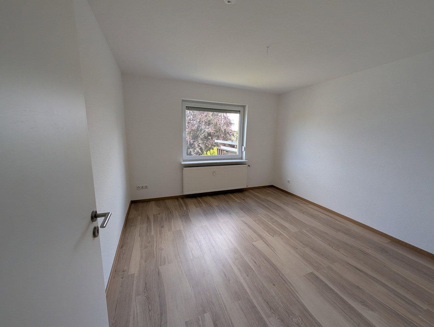 Prodej domu 200 m², pozemek 752 m², Jesberg, Hessen Prodej domu 200 m², pozemek 752 m², Jesberg, Hessen