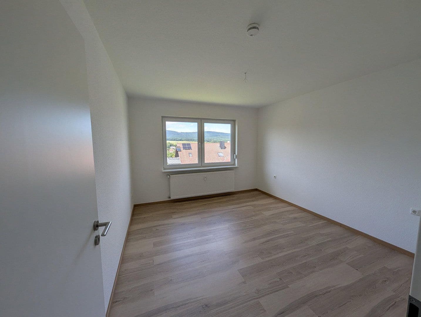 Prodej domu 200 m², pozemek 752 m², Jesberg, Hessen Prodej domu 200 m², pozemek 752 m², Jesberg, Hessen