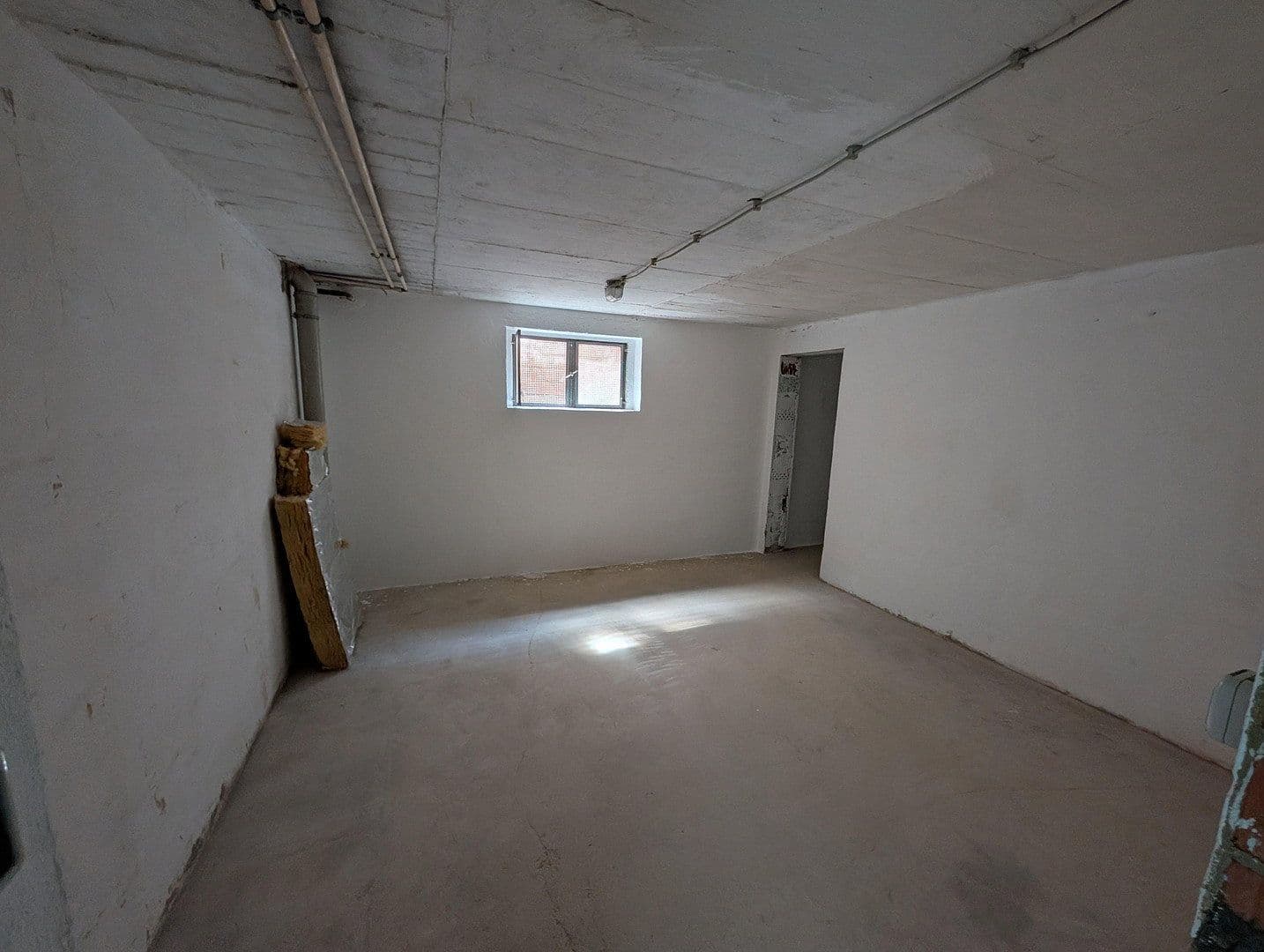 Prodej domu 200 m², pozemek 752 m², Jesberg, Hessen Prodej domu 200 m², pozemek 752 m², Jesberg, Hessen