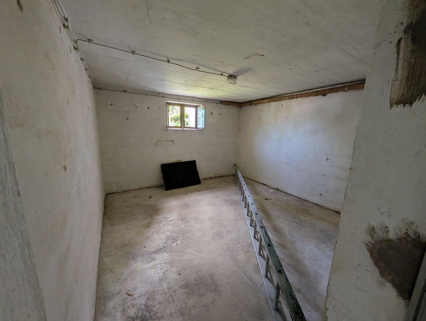 Prodej domu 200 m², pozemek 752 m², Jesberg, Hessen Prodej domu 200 m², pozemek 752 m², Jesberg, Hessen