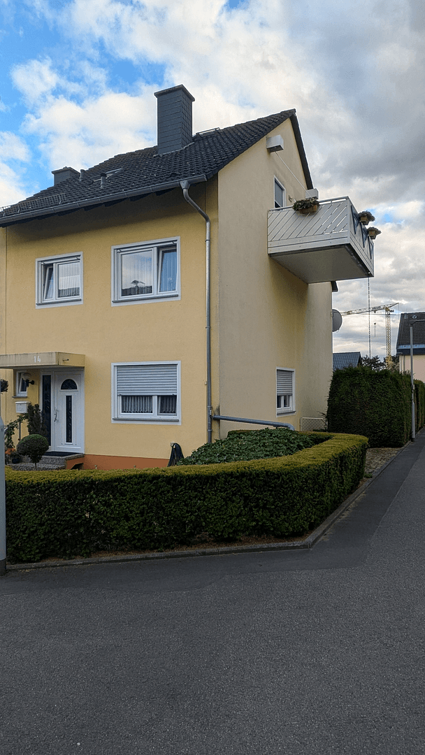 Prodej domu 139 m², pozemek 318 m², Flörsheim, Hessen Prodej domu 139 m², pozemek 318 m², Flörsheim, Hessen