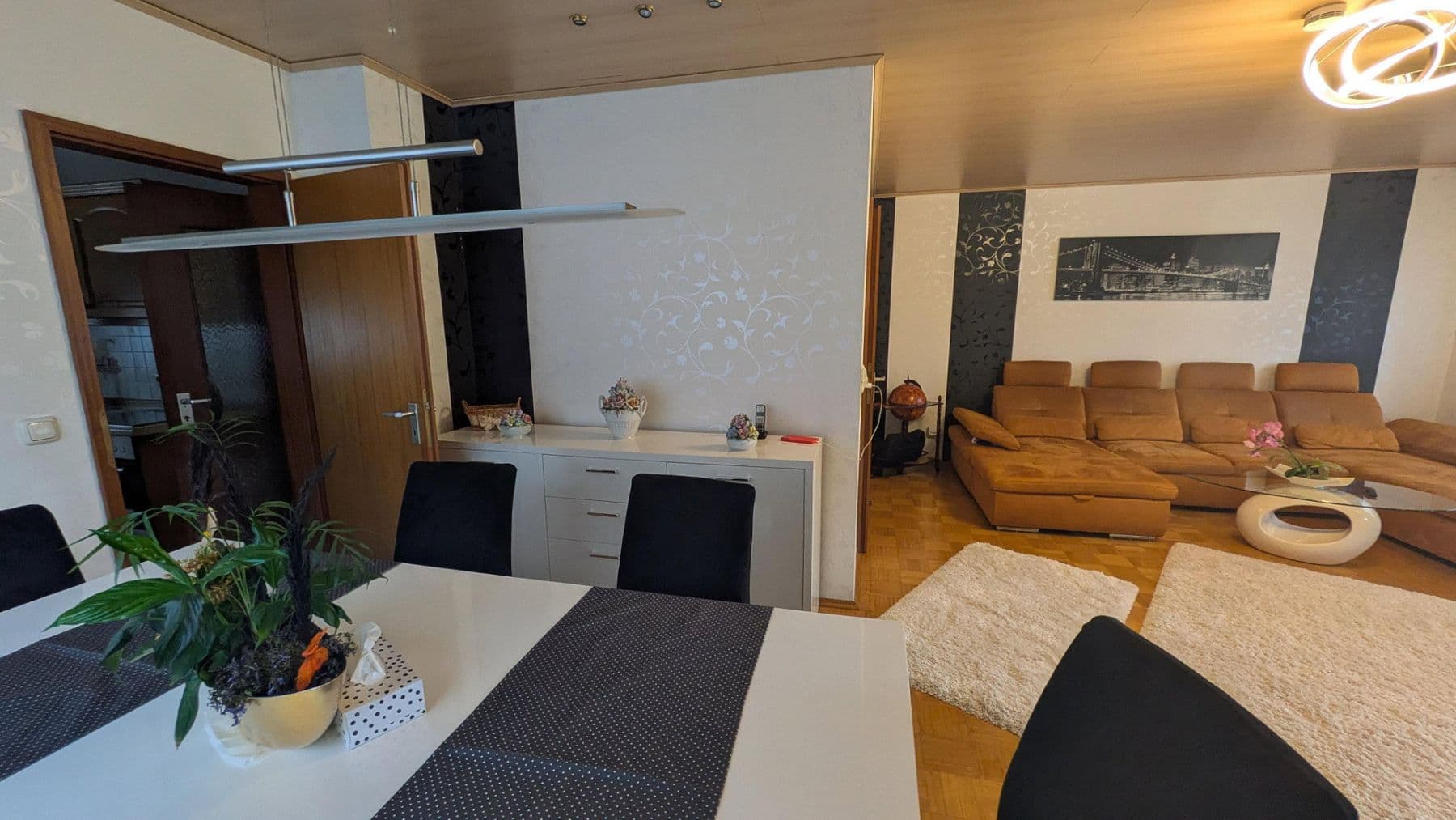 Prodej domu 139 m², pozemek 318 m², Flörsheim, Hessen Prodej domu 139 m², pozemek 318 m², Flörsheim, Hessen
