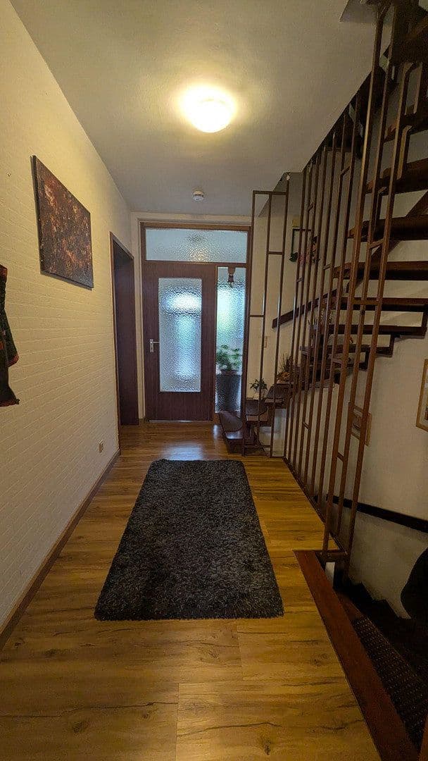 Prodej domu 139 m², pozemek 318 m², Flörsheim, Hessen Prodej domu 139 m², pozemek 318 m², Flörsheim, Hessen