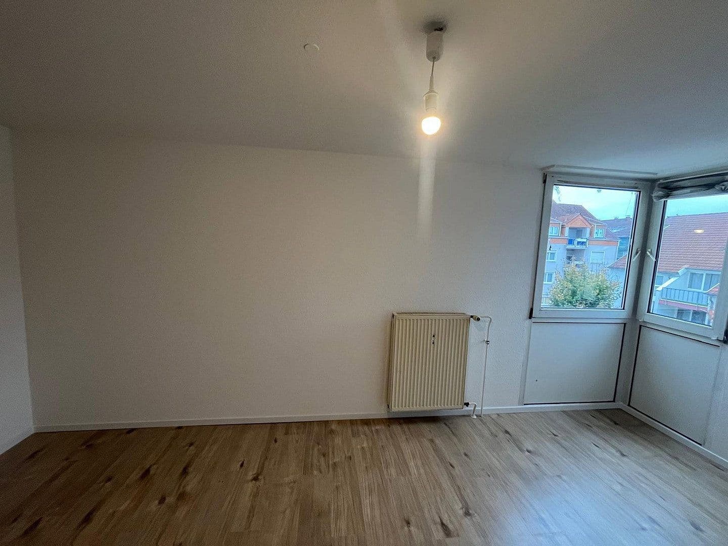 Pronájem bytu 1+1 22 m², Homburg, Země Sársko Pronájem bytu 1+1 22 m², Homburg, Země Sársko