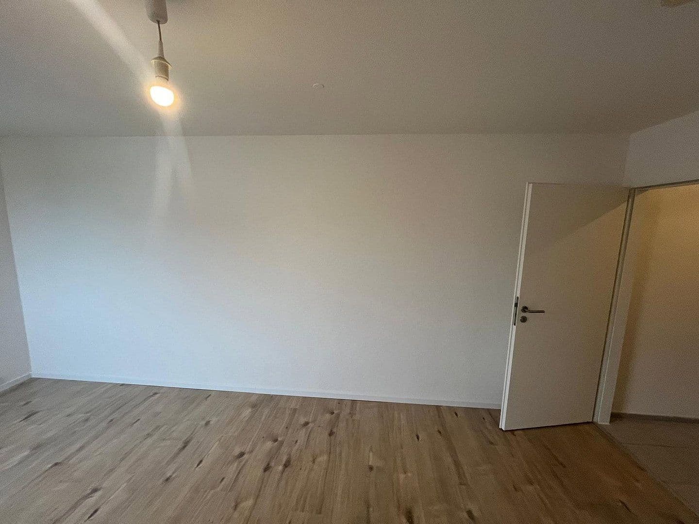 Pronájem bytu 1+1 22 m², Homburg, Země Sársko Pronájem bytu 1+1 22 m², Homburg, Země Sársko
