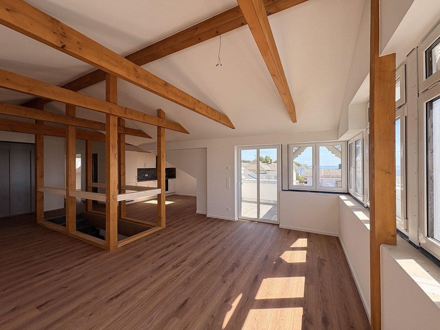 Prodej bytu 4+1 112 m², Ringstraße 17, Sassnitz, Mecklenburg-Vorpommern Prodej bytu 4+1 112 m², Ringstraße 17, Sassnitz, Mecklenburg-Vorpommern