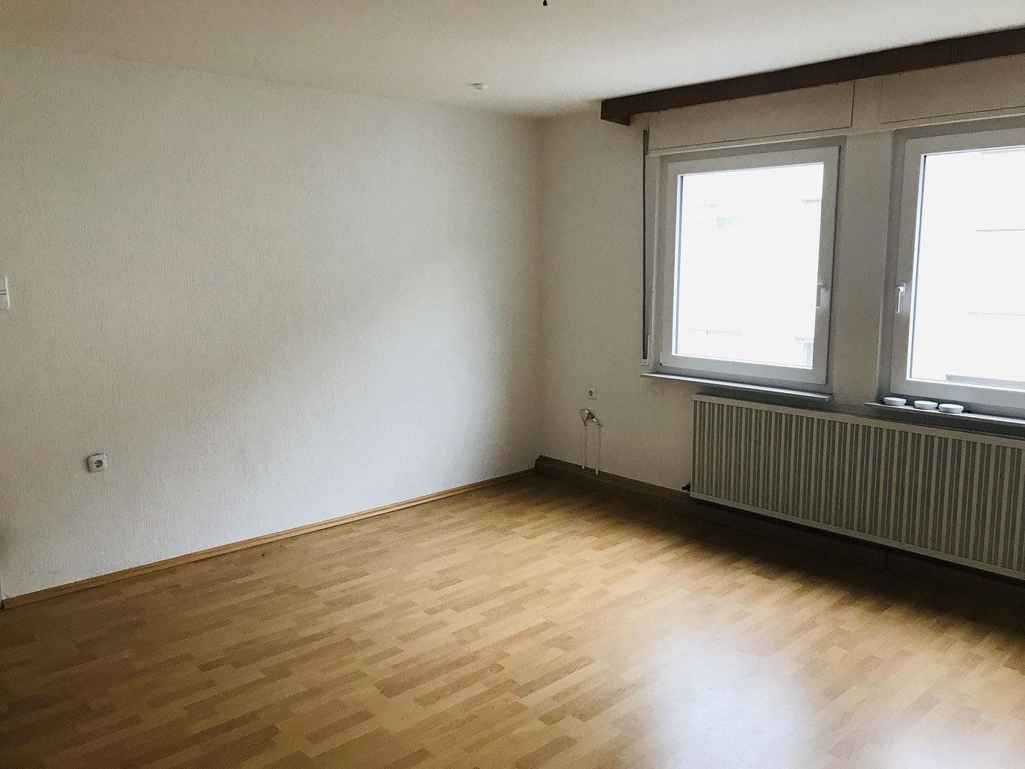 Pronájem bytu 2+1 61 m², Heilbronn, Bádensko-Württembersko Pronájem bytu 2+1 61 m², Heilbronn, Bádensko-Württembersko