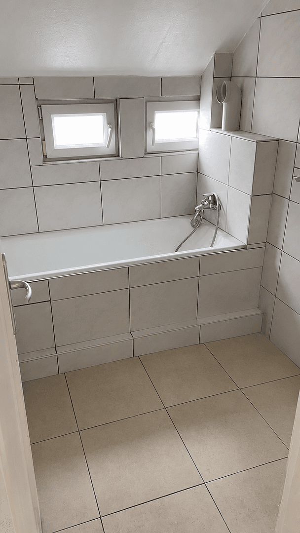 Pronájem bytu 2+1 61 m², Heilbronn, Bádensko-Württembersko Pronájem bytu 2+1 61 m², Heilbronn, Bádensko-Württembersko