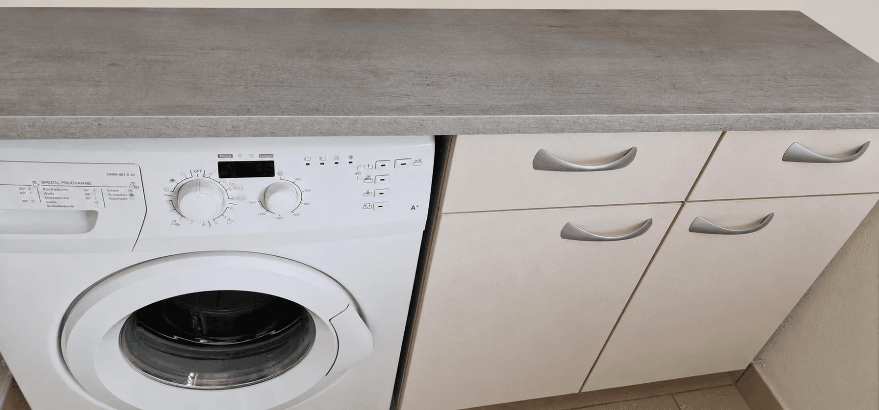Pronájem bytu 2+1 61 m², Heilbronn, Bádensko-Württembersko Pronájem bytu 2+1 61 m², Heilbronn, Bádensko-Württembersko