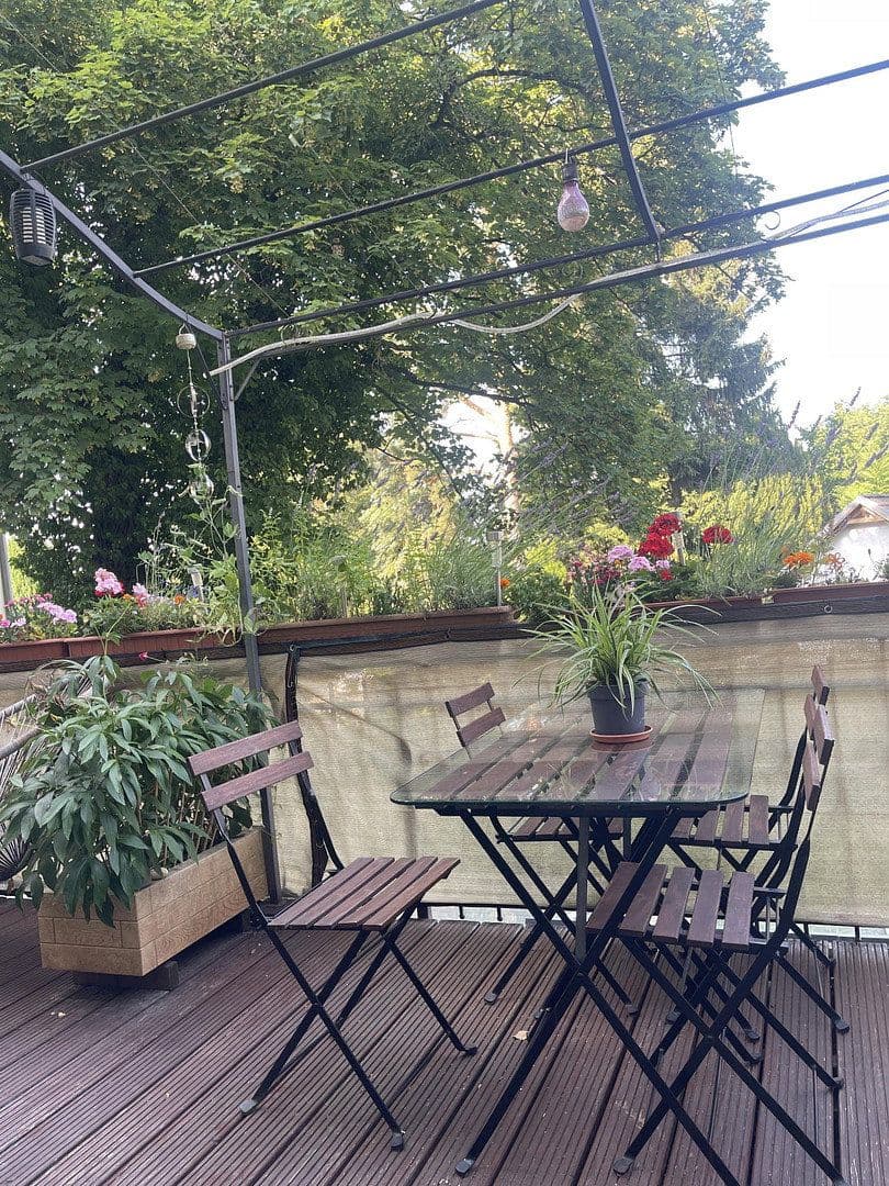 Prodej bytu 3+1 101 m², Berlin, Berlín Prodej bytu 3+1 101 m², Berlin, Berlín