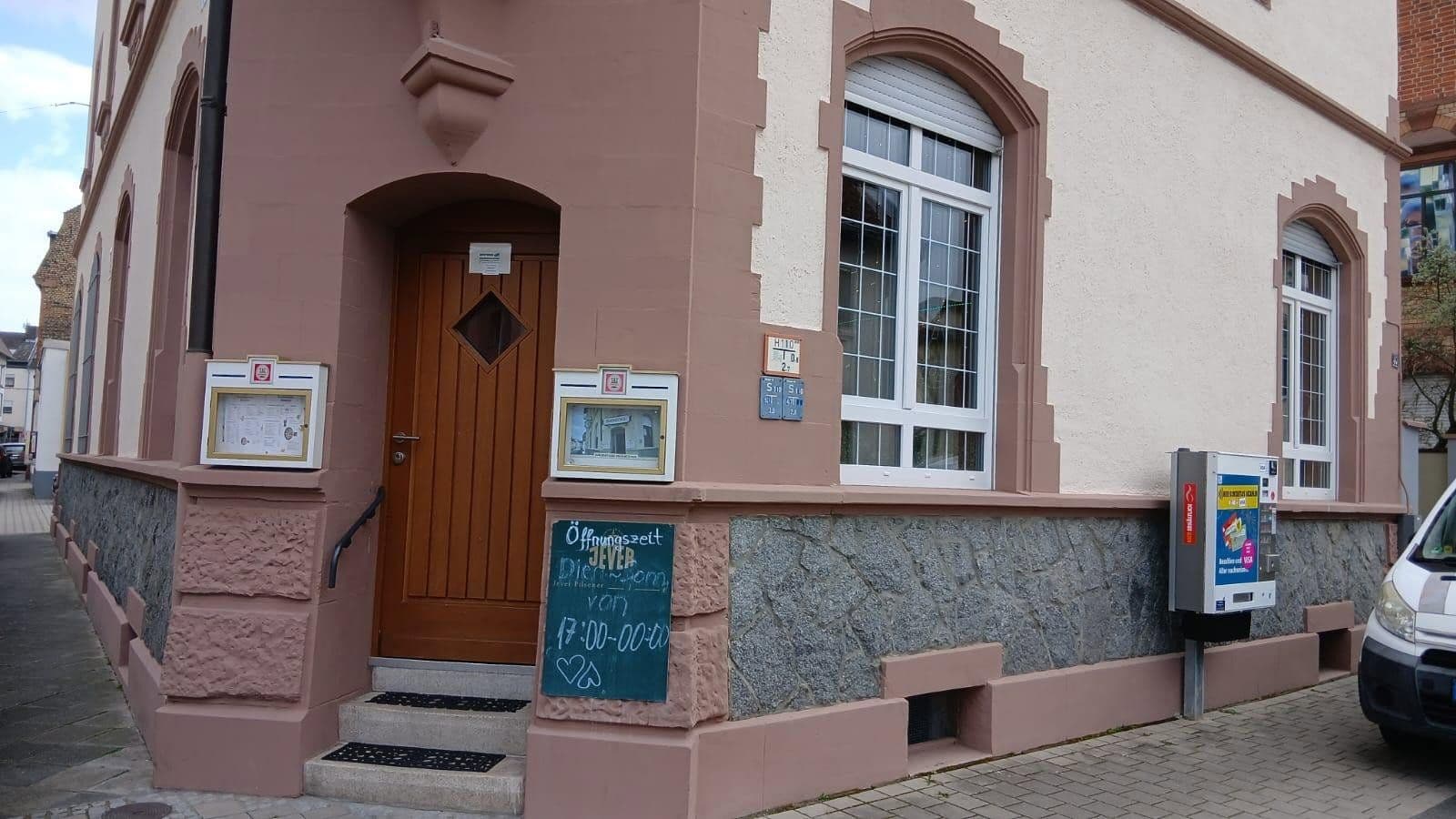 Pronájem nebytového prostoru 68 m², Mannheim, Bádensko-Württembersko Pronájem nebytového prostoru 68 m², Mannheim, Bádensko-Württembersko