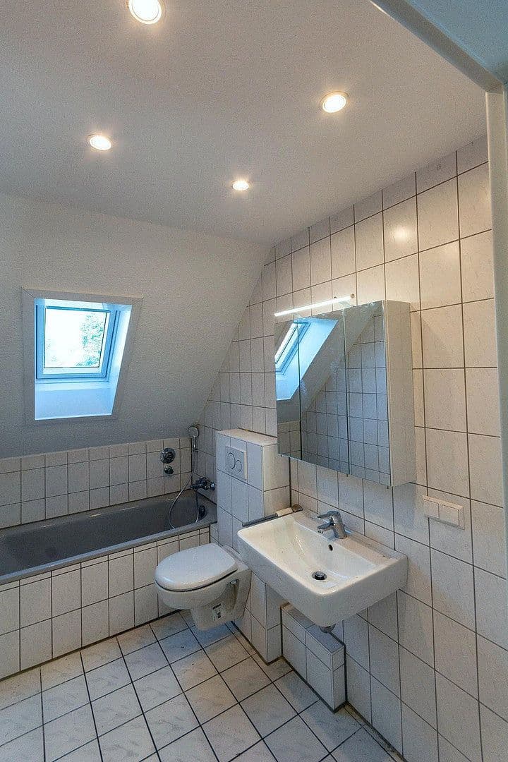 Pronájem bytu 4+1 79 m², Burgdorf, Dolní Sasko Pronájem bytu 4+1 79 m², Burgdorf, Dolní Sasko
