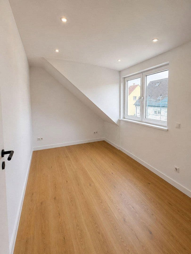 Prodej bytu 3+1 61 m², Goeggstraße 12, Mannheim, Bádensko-Württembersko Prodej bytu 3+1 61 m², Goeggstraße 12, Mannheim, Bádensko-Württembersko