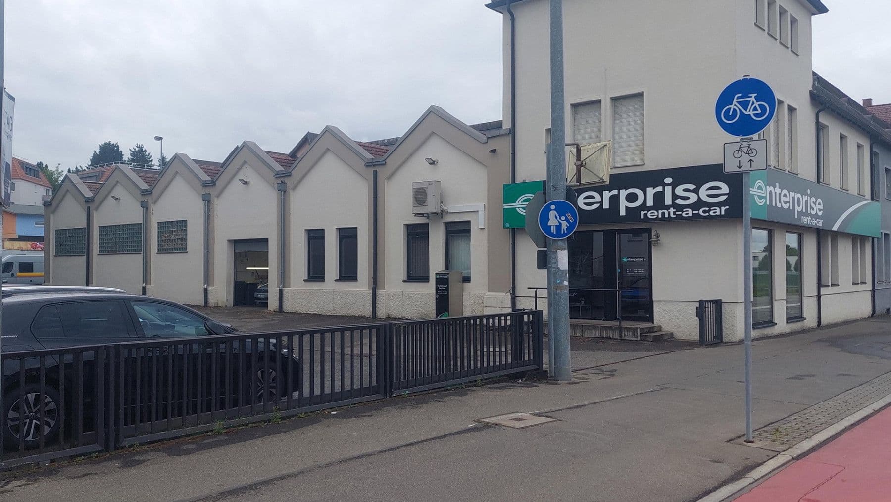 Pronájem nebytového prostoru 460 m², Konrad-Adenauer-Str. 49, Reutlingen, Bádensko-Württembersko Pronájem nebytového prostoru 460 m², Konrad-Adenauer-Str. 49, Reutlingen, Bádensko-Württembersko