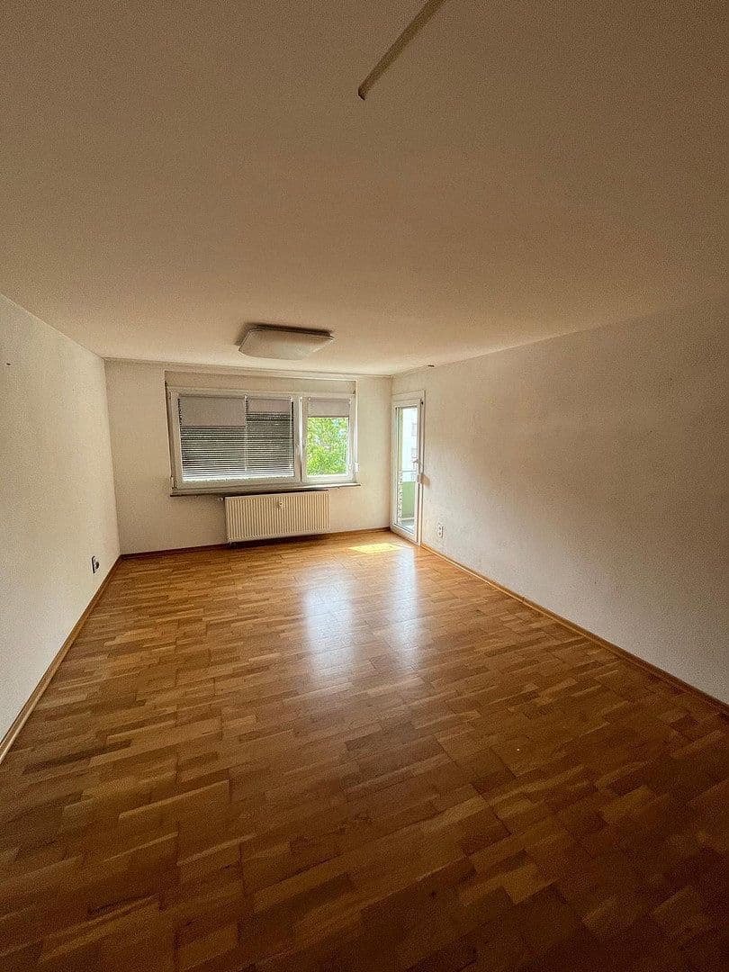 Prodej bytu 3+1 76 m², Ebersbach an der Fils, Bádensko-Württembersko Prodej bytu 3+1 76 m², Ebersbach an der Fils, Bádensko-Württembersko