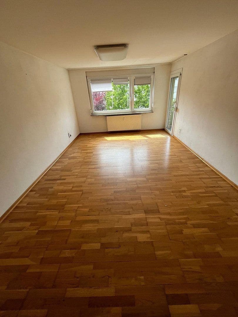 Prodej bytu 3+1 76 m², Ebersbach an der Fils, Bádensko-Württembersko Prodej bytu 3+1 76 m², Ebersbach an der Fils, Bádensko-Württembersko