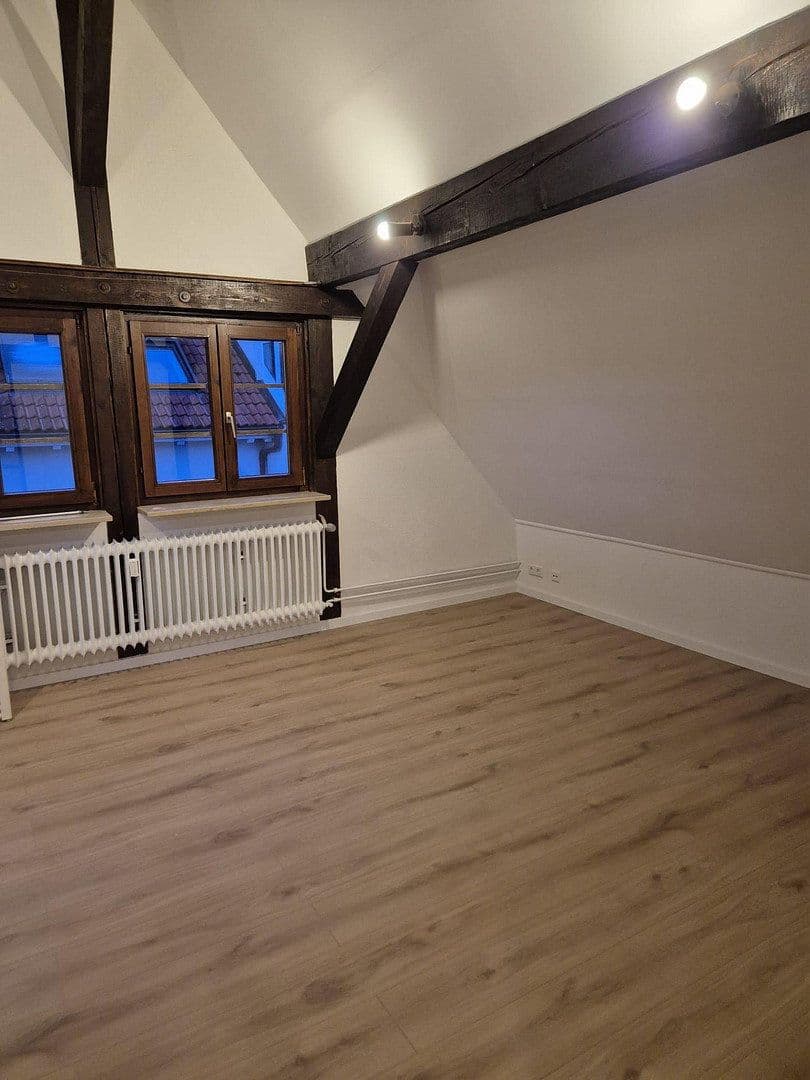 Pronájem bytu 3+1 79 m², Konstanz, Bádensko-Württembersko Pronájem bytu 3+1 79 m², Konstanz, Bádensko-Württembersko