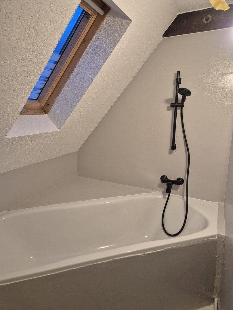 Pronájem bytu 3+1 79 m², Konstanz, Bádensko-Württembersko Pronájem bytu 3+1 79 m², Konstanz, Bádensko-Württembersko