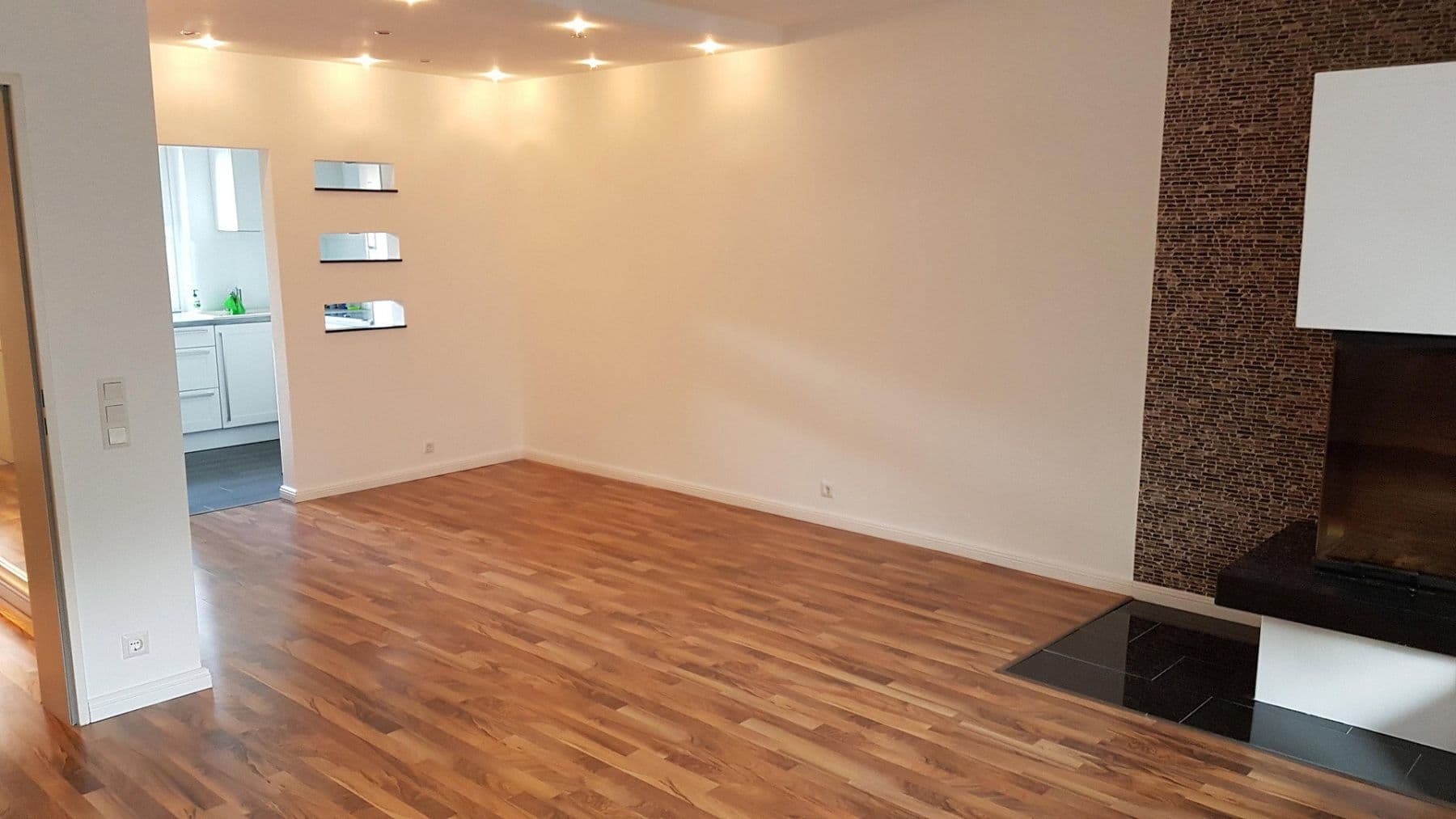 Prodej domu 101 m², pozemek 204 m², Seevetal, Dolní Sasko Prodej domu 101 m², pozemek 204 m², Seevetal, Dolní Sasko