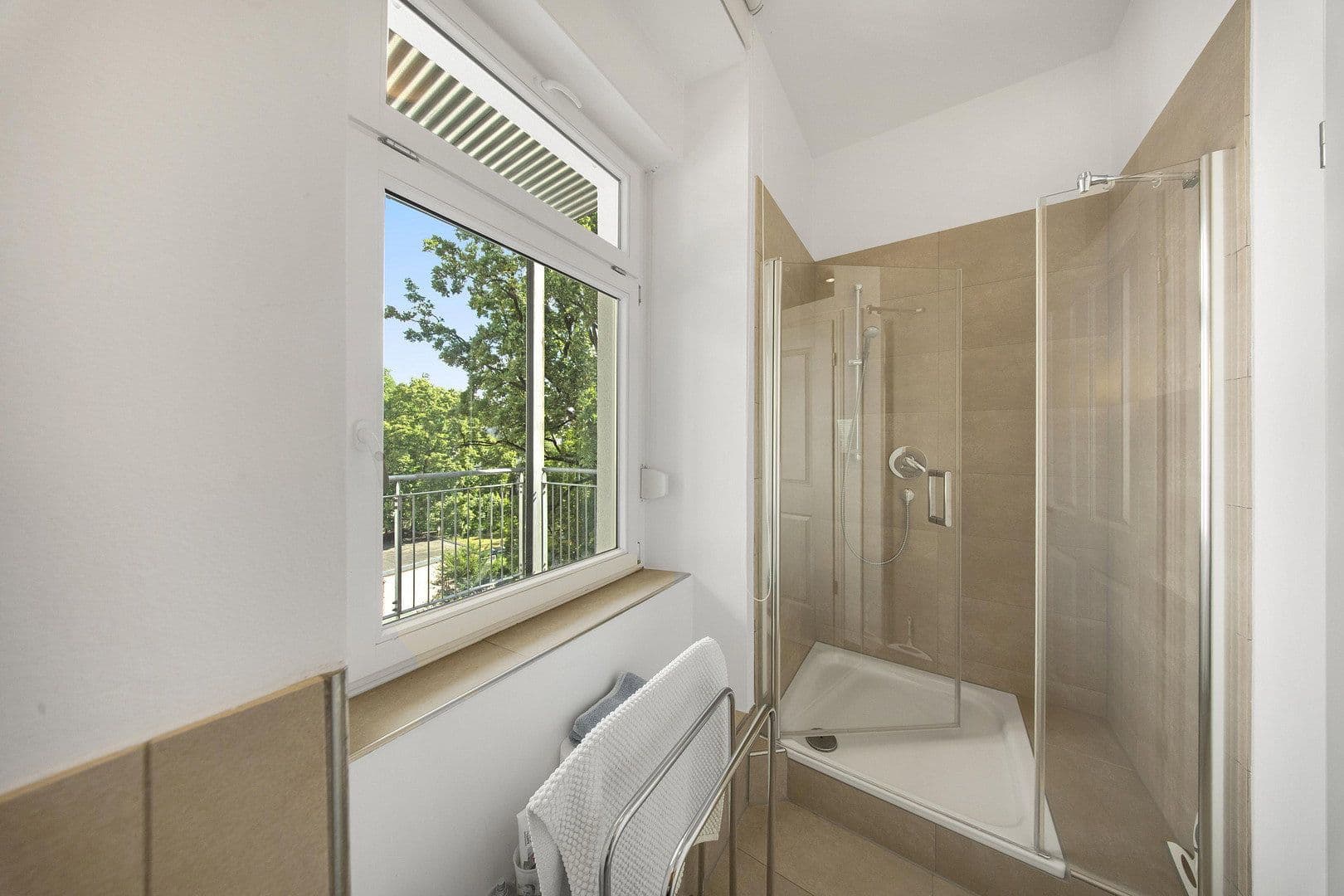 Prodej bytu 3+1 199 m², Karlsruhe, Bádensko-Württembersko Prodej bytu 3+1 199 m², Karlsruhe, Bádensko-Württembersko