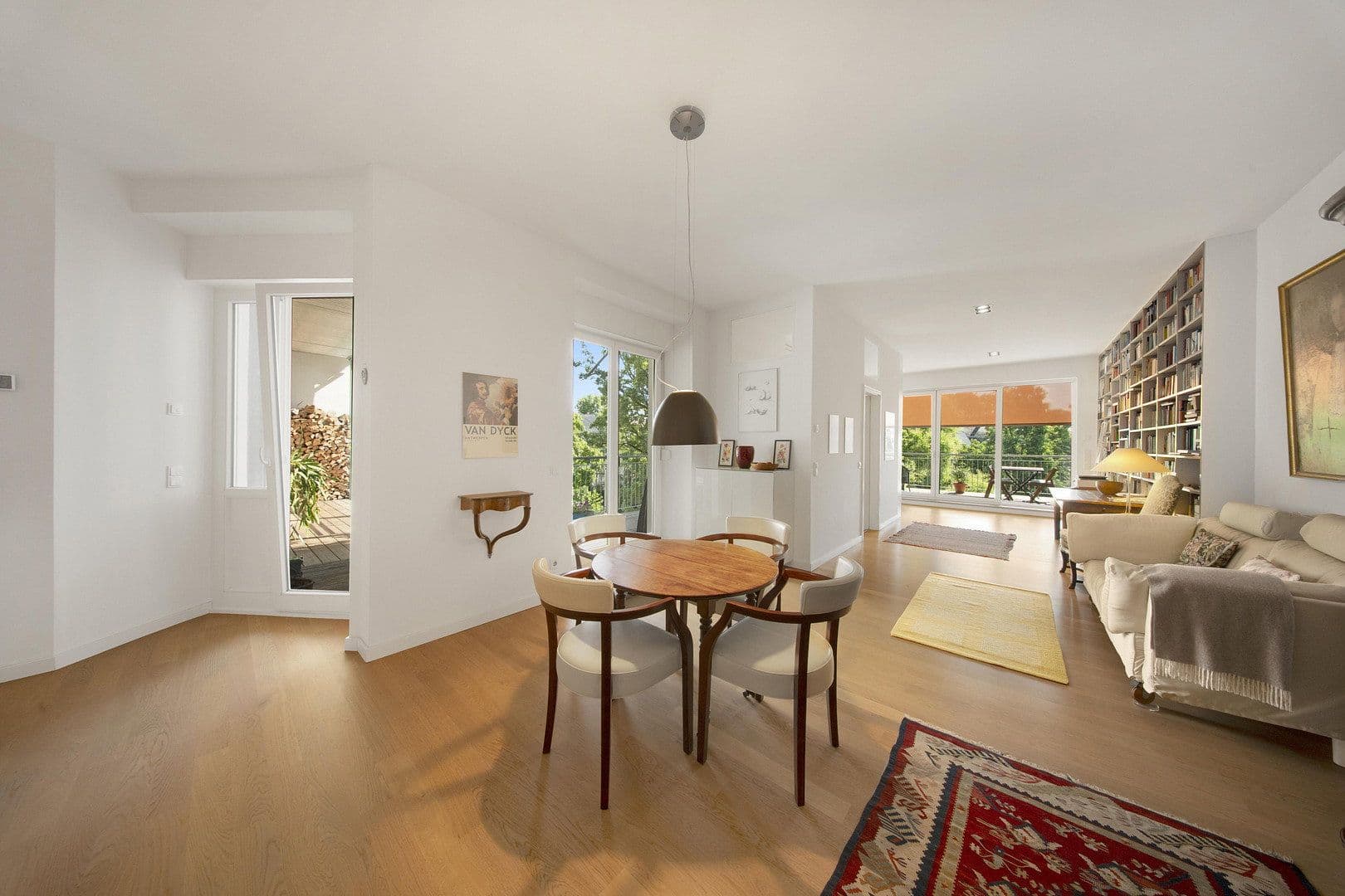 Prodej bytu 3+1 199 m², Karlsruhe, Bádensko-Württembersko Prodej bytu 3+1 199 m², Karlsruhe, Bádensko-Württembersko