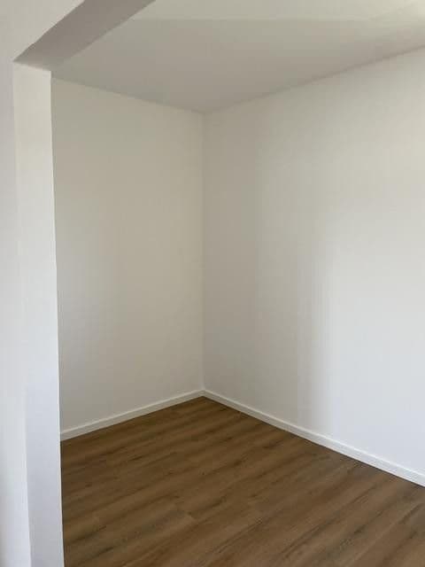 Pronájem bytu 1+kk 40 m², Rheinallee 8, Bad Hönningen, Porýní-Falc Pronájem bytu 1+kk 40 m², Rheinallee 8, Bad Hönningen, Porýní-Falc