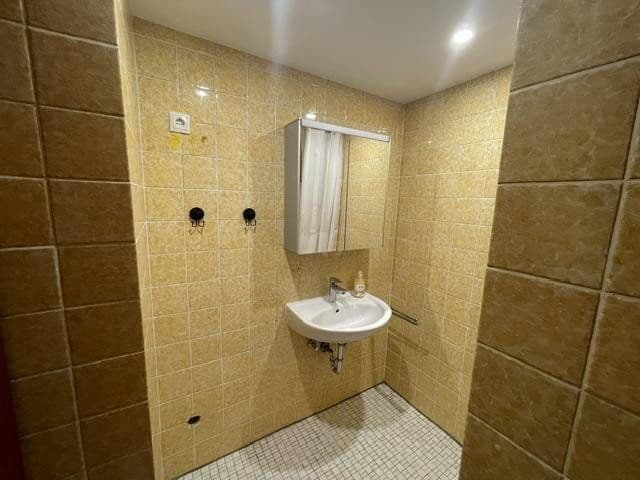 Pronájem bytu 1+kk 40 m², Rheinallee 8, Bad Hönningen, Porýní-Falc Pronájem bytu 1+kk 40 m², Rheinallee 8, Bad Hönningen, Porýní-Falc