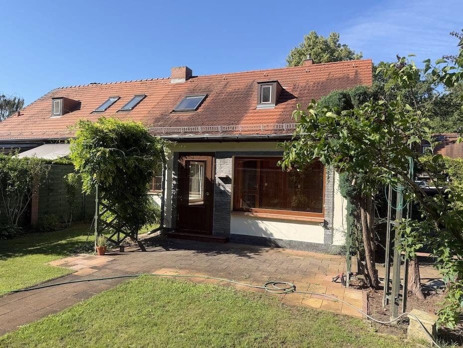 Prodej domu 115 m², pozemek 518 m², Potsdam, Braniborsko Prodej domu 115 m², pozemek 518 m², Potsdam, Braniborsko